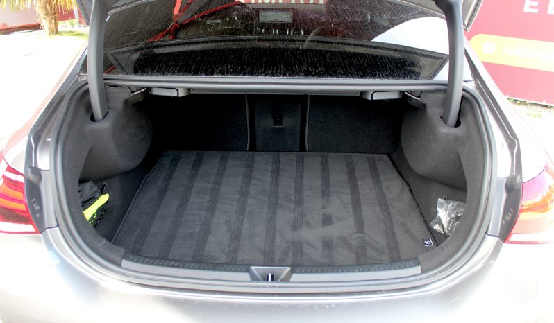 Mercedes A 35 AMG completo