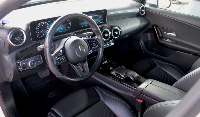 Mercedes A 180 completo