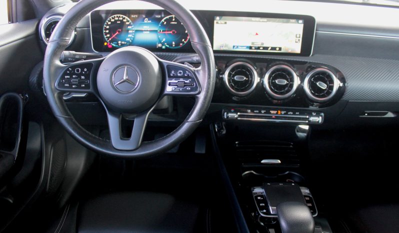 Mercedes A 180 completo